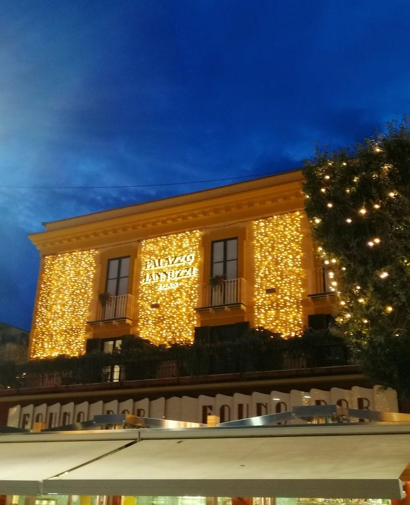 Hotel Palazzo Jannuzzi Relais Sorrent Exterior foto